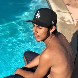 Meet your Posher, Darwin